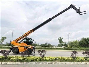 Aylanadigan telehandler 4 tonna 15 m ko'tarish balandligi
