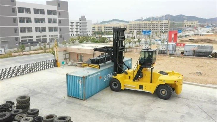 30 Ton Forklift Container Style