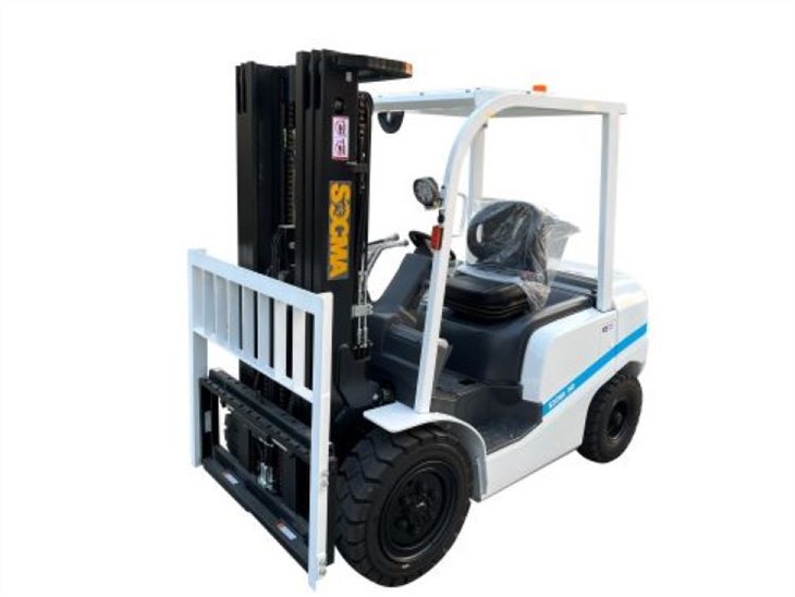Konteynerda 3,5 tonna dizel forklift ishi