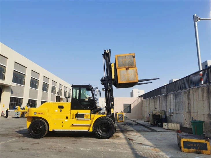 SOCMA Front Forklift 15 Ton Heavy Duty Diesel Forklifts